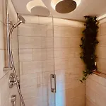 Joluksi - With Tub * Grindelwald