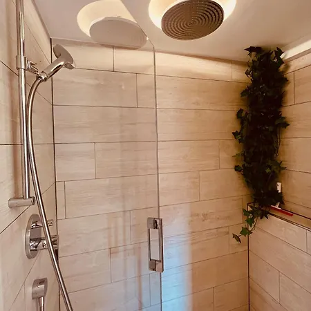 Joluksi - With Tub * Grindelwald